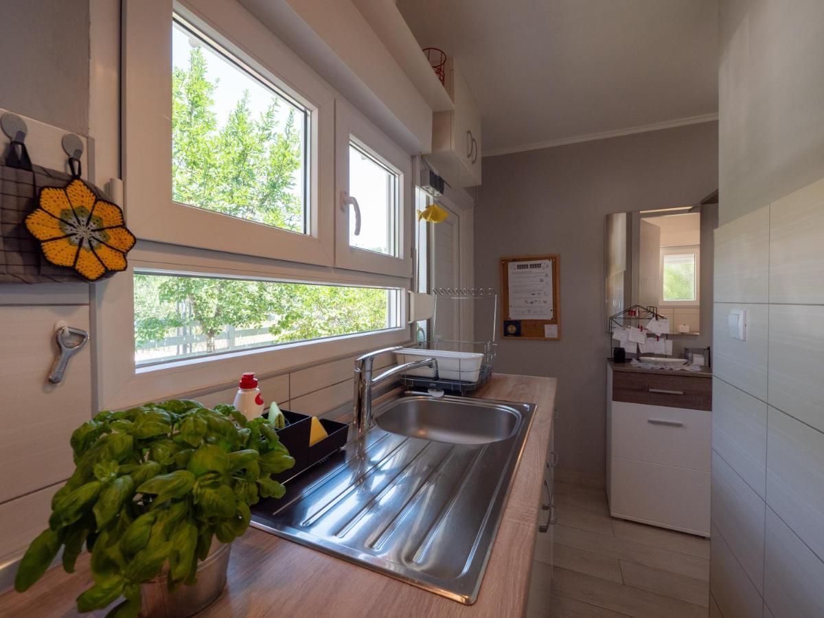 Holiday Home Baricevic Posedarje Bagian luar foto